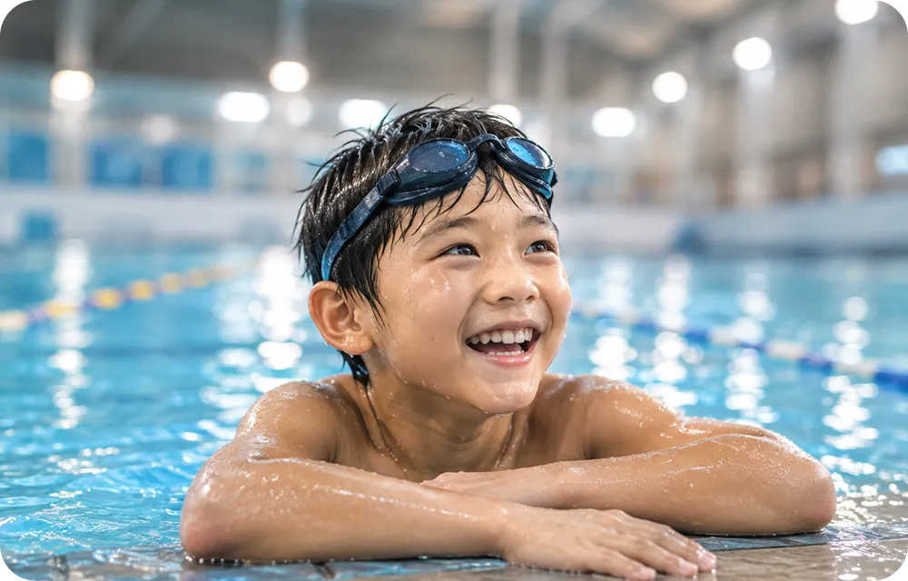 水の中で自分の力を信じ、前へ進む子ども｜Baby-J Sports